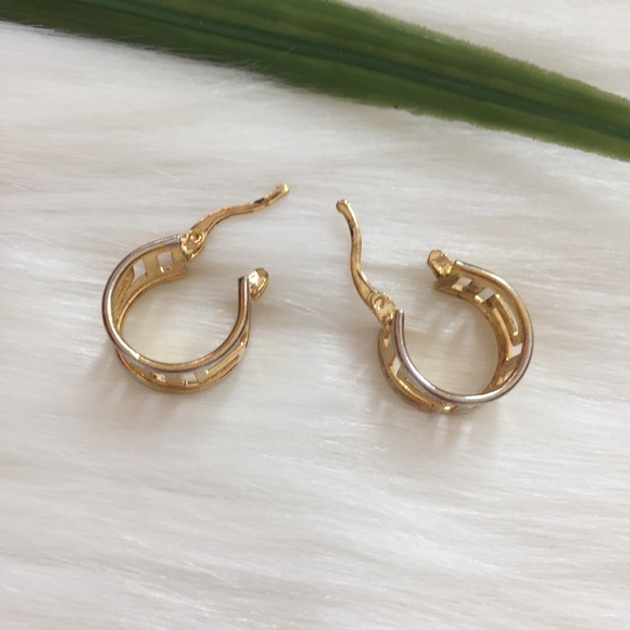 Greek Design Round Hoop Earrings- 18K Gold Filled - Picture 5 of 5